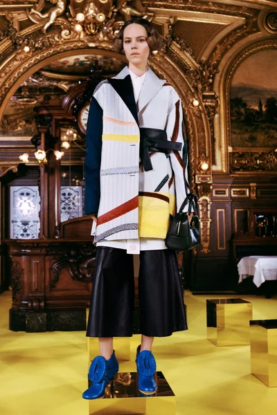 Look 40